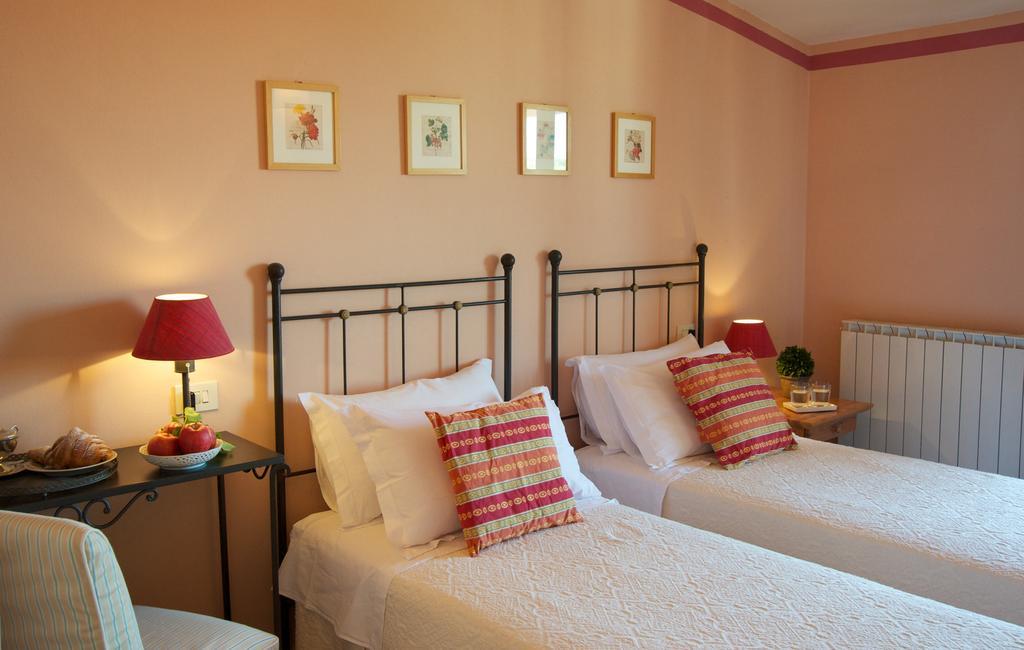 Albergo La Fontanella San Casciano dei Bagni Luaran gambar